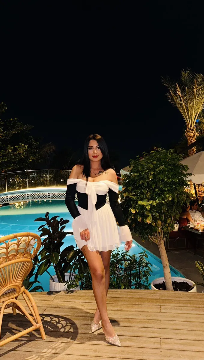 Izzy escort in Dubai