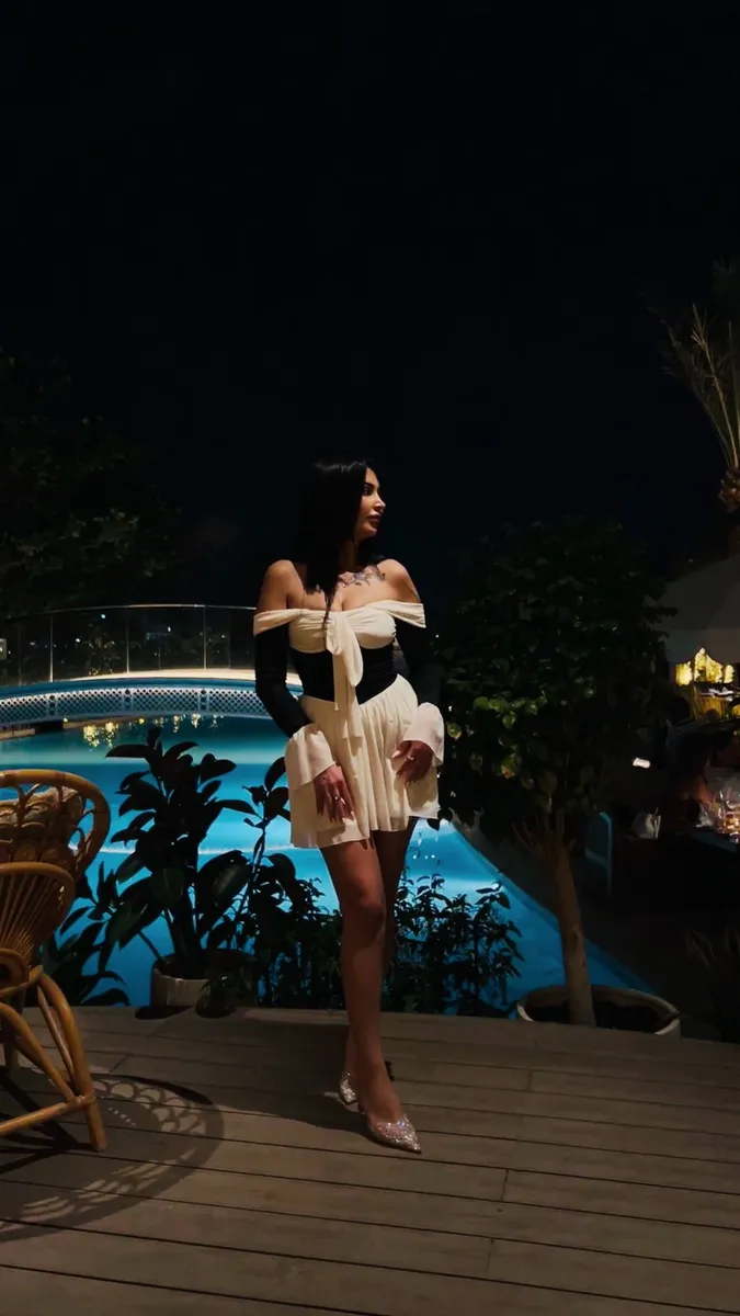 Izzy escort in Dubai