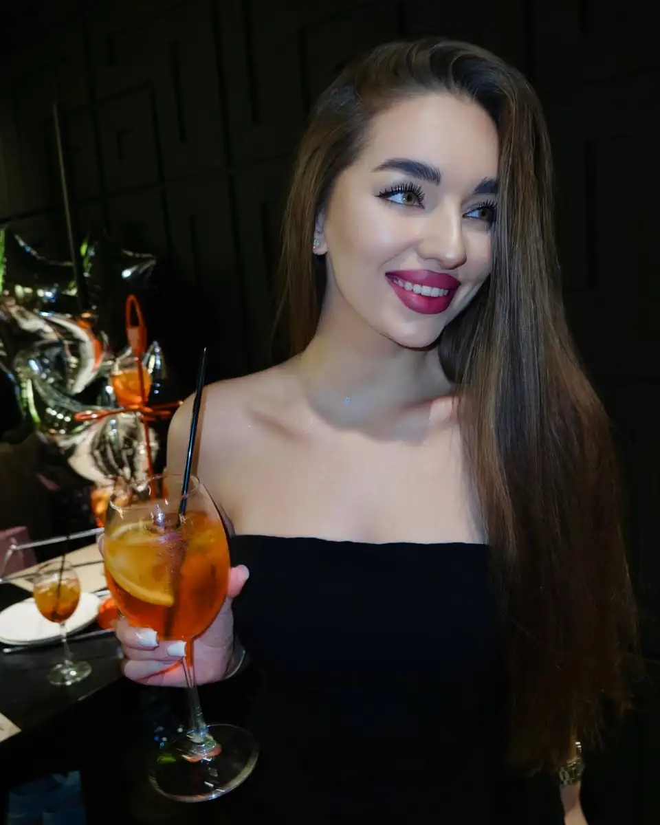 Stella escort in Dubai