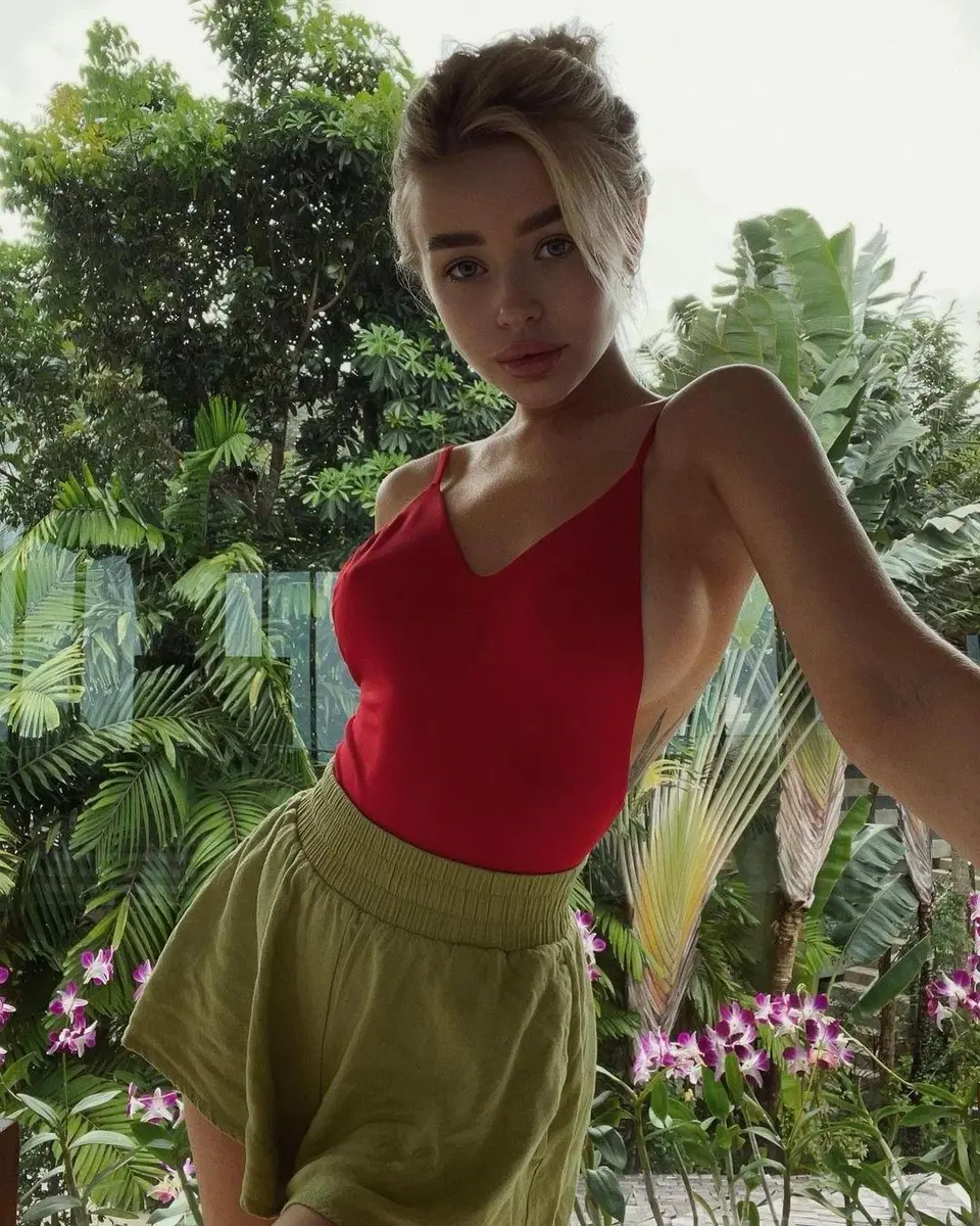 Tegan escort in Dubai